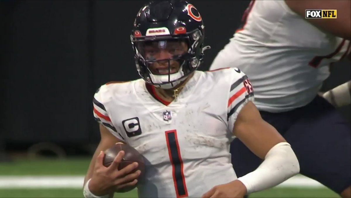 Justin Fields: Chicago Bears QB's status uncertain for Thanksgiving game
