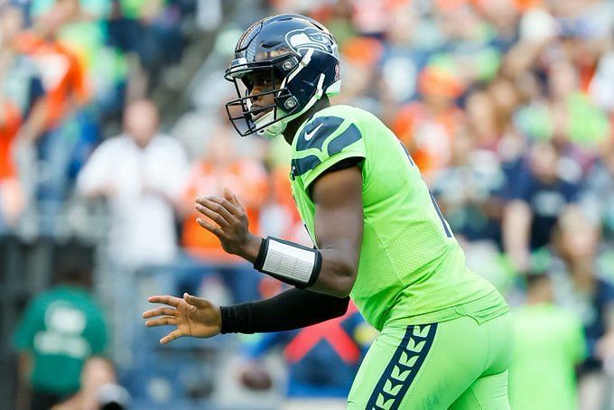 Defenseless defeat: Russell Wilson goes cold vs. Bills as Seahawks allow  most points in Pete Carroll era