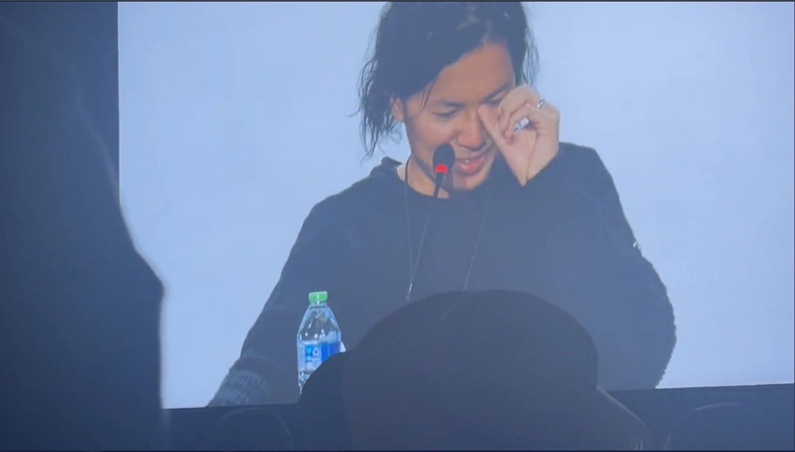 Isayama in tears at Anime NYC (Image via Fancam/Anime NYC)