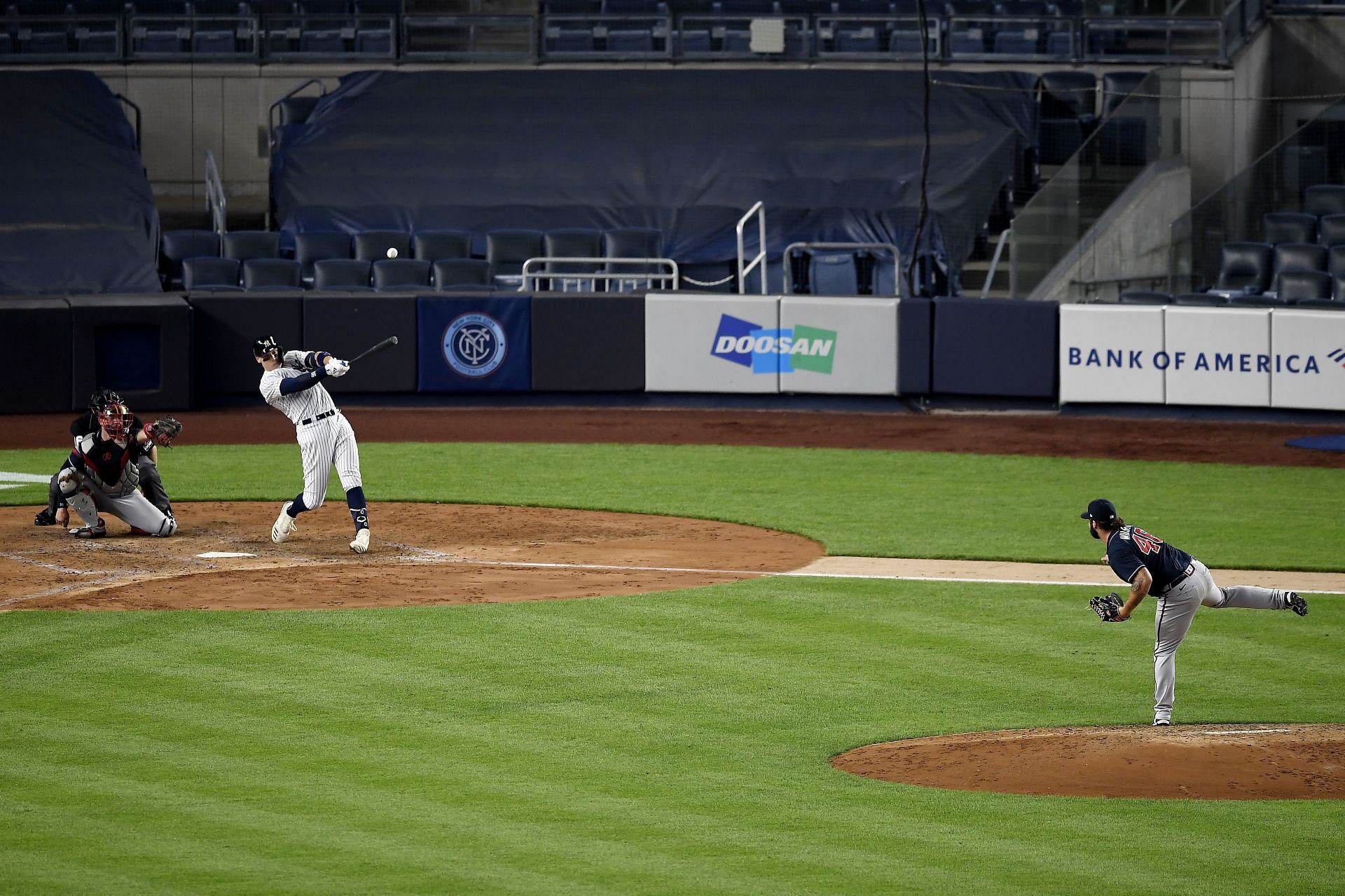 Atlanta Braves v New York Yankees