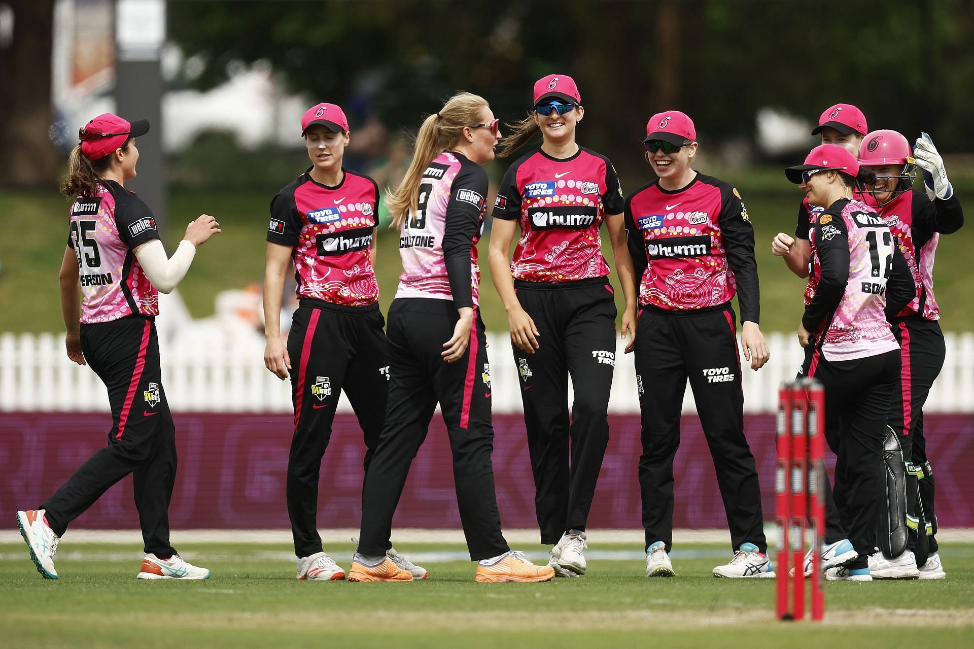 WBBL - Melbourne Stars v Sydney Sixers