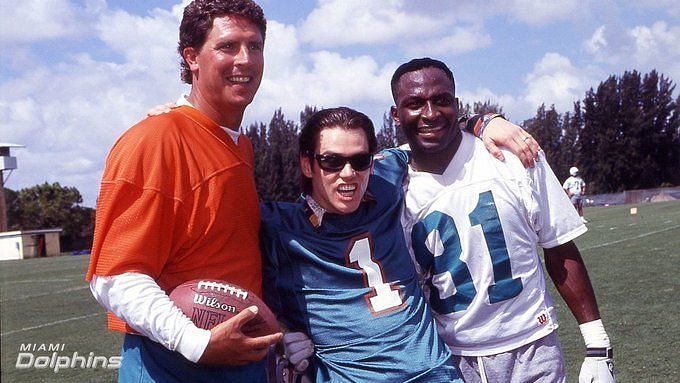 Dan Marino net worth: How does Dolphins legend's rookie contract