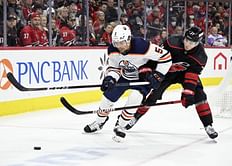 Oilers vs Hurricanes Prediction, Odds, Lines, Spread, and Picks - November 10 | 2022-23 NHL Season