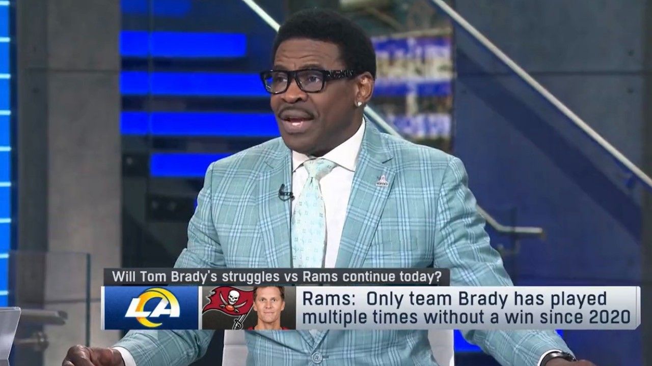 Michael Irvin expects big things from quarterback Tom Brady and the Tampa Bay Buccaneers on Sunday afternoon.