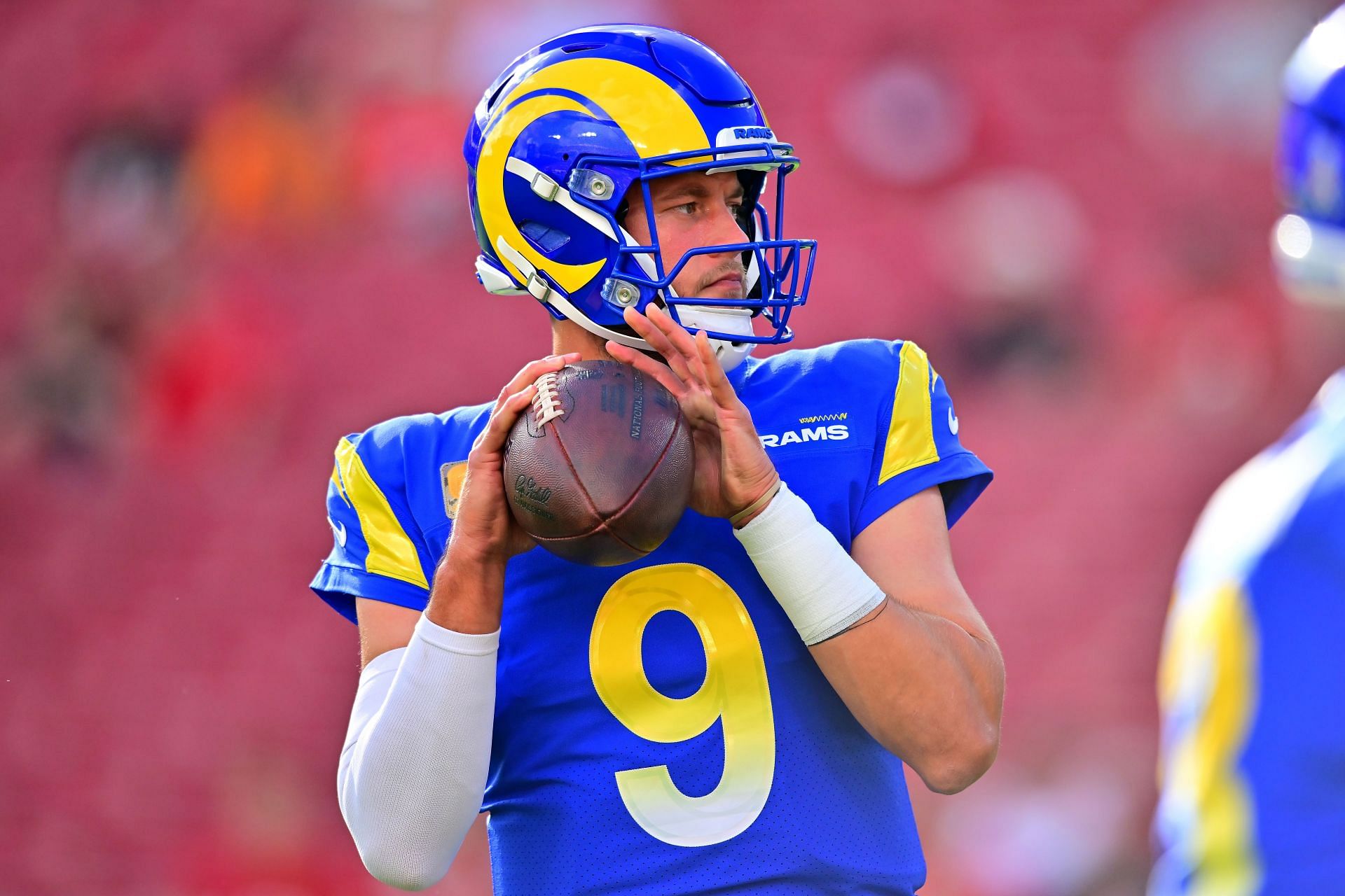 Matthew Stafford #9 of the Los Angeles Rams warms up