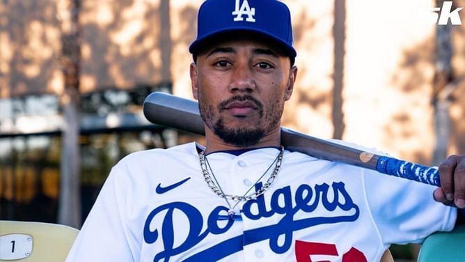 ICYMI: 2X World Series champ and LA Dodgers star Mookie Betts joined the star-studded lineup of presenters at the 56th annual CMA Awards