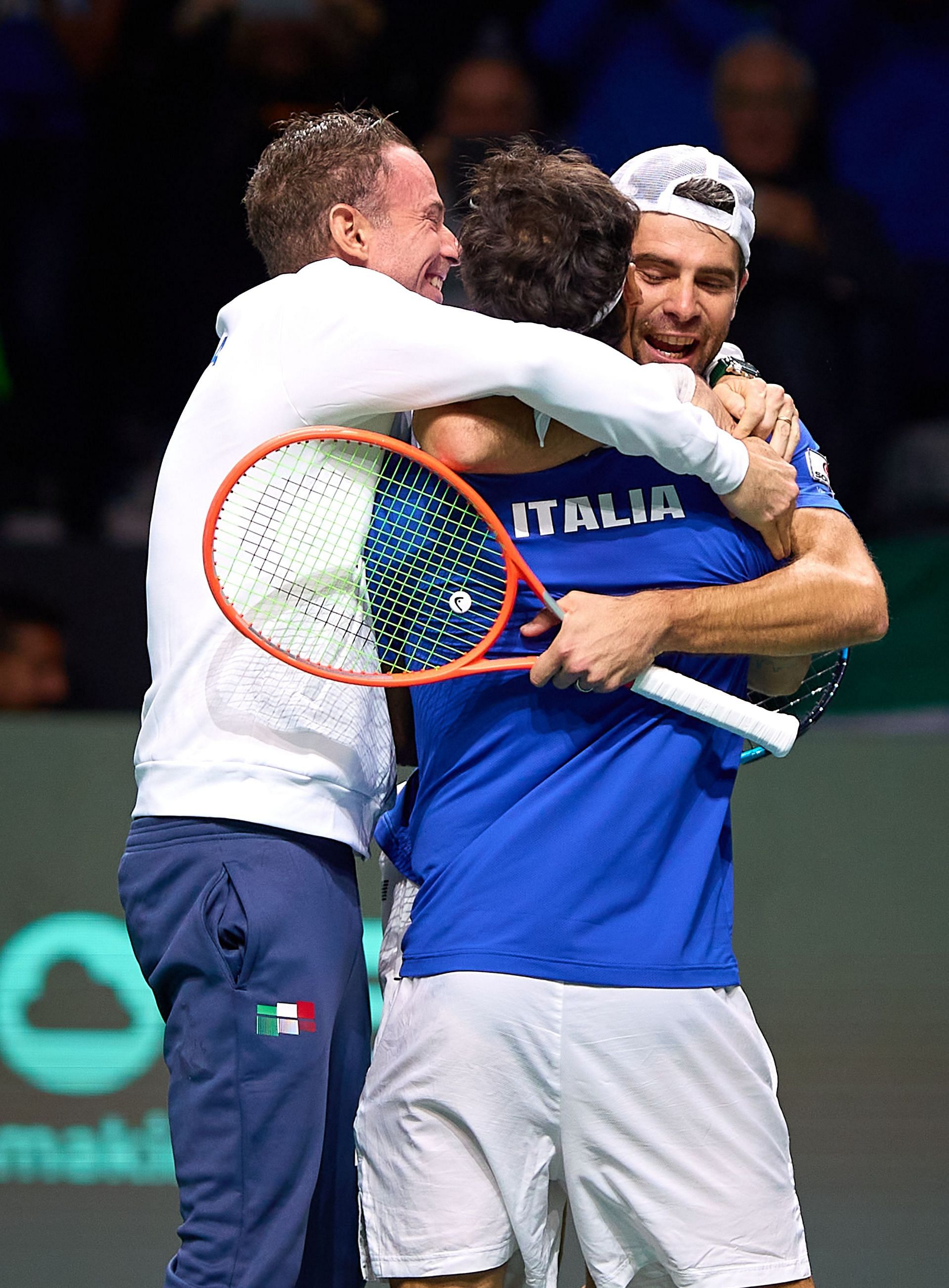 Italy celebrates Davis Cup quarterfinals win over USA.