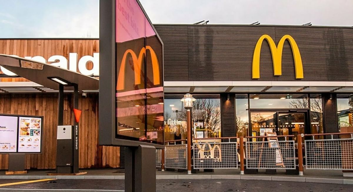 Does McDonald's have Apple pay?