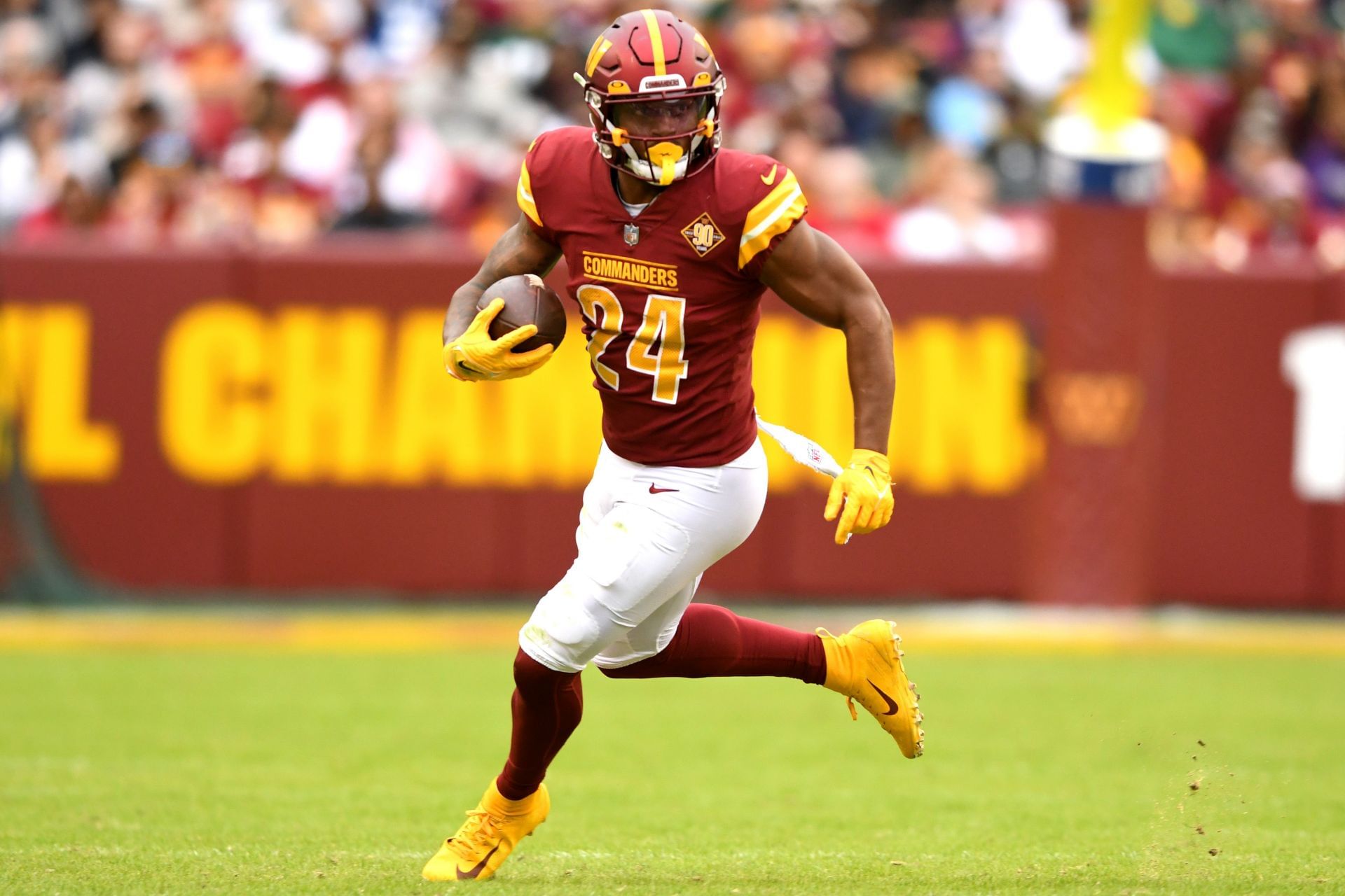 2023 Fantasy Football Sleeper: Antonio Gibson is Slipping Too Far -  Bleacher Nation