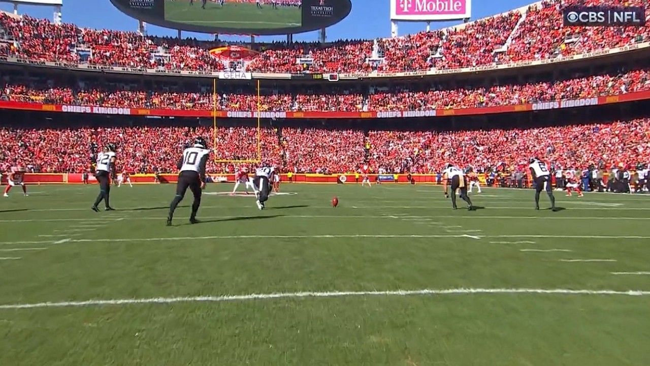 The Jacksonville Jaguars started the game with a surprise onside kick against the Kansas City Chiefs. 