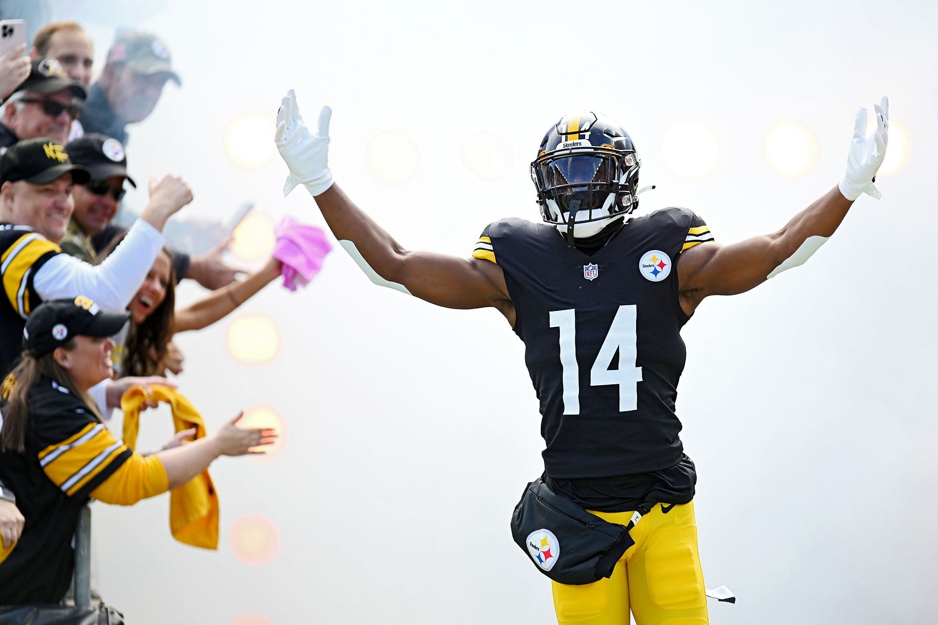 CBS Fantasy Data Suggests George Pickens Could See Success Early In 2022 -  Steelers Depot