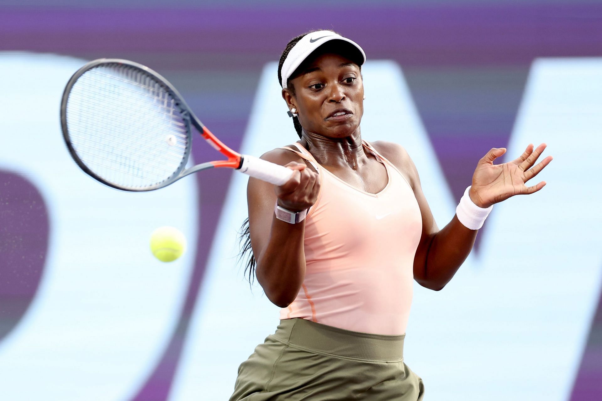 Sloane Stephens in action at the WTA Guadalajara Open Akron 2022