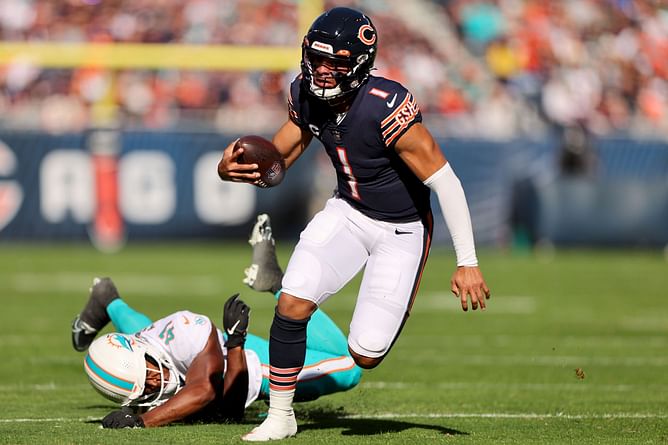 5 QBs with most rushing yards in a game feat. Justin Fields and Colin Kaepernick