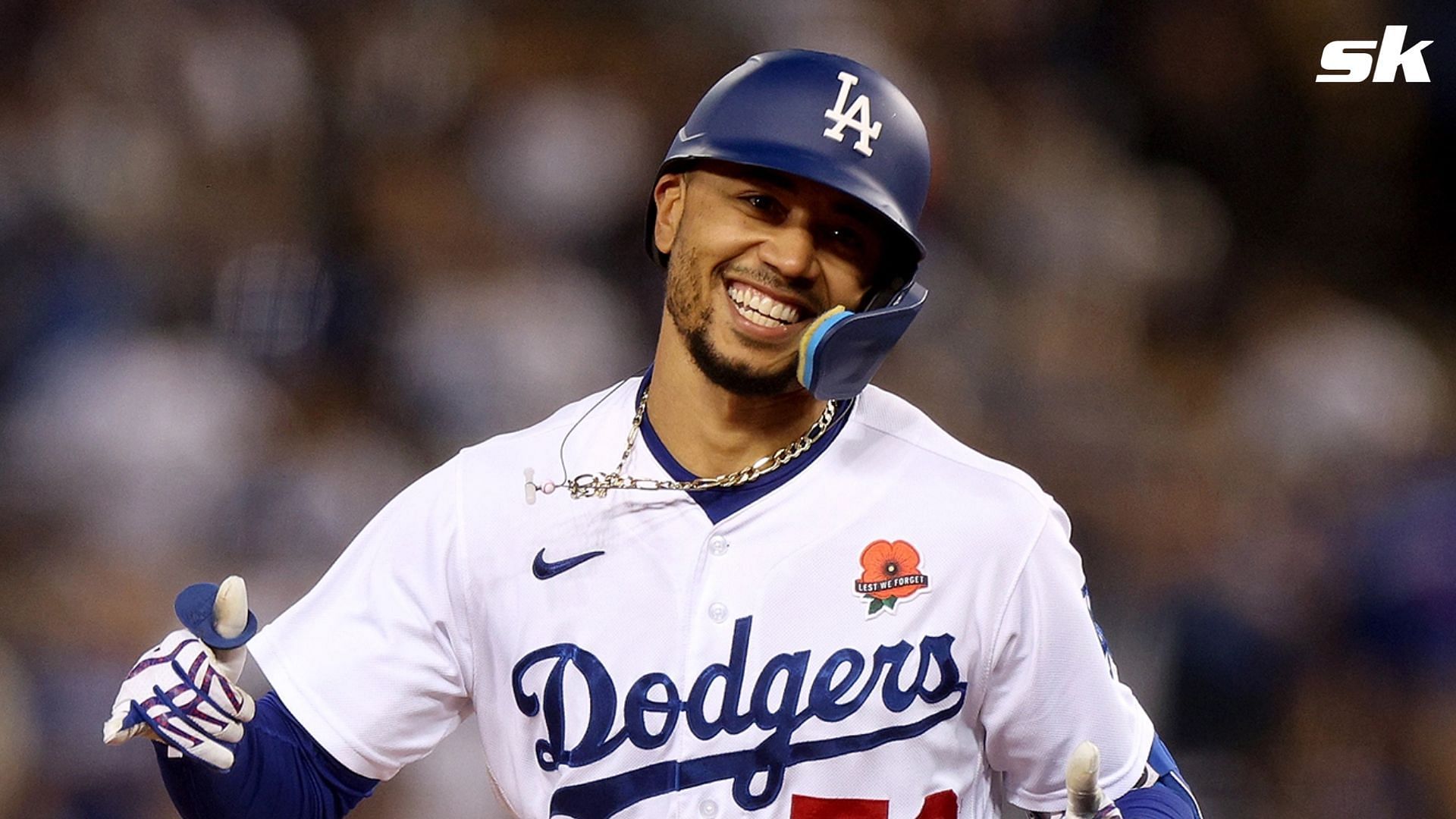6x All-Star Mookie Betts was grooving while handing out turkeys at the Annual Thanksgiving Giveaway hosted by the LA Dodgers Foundation