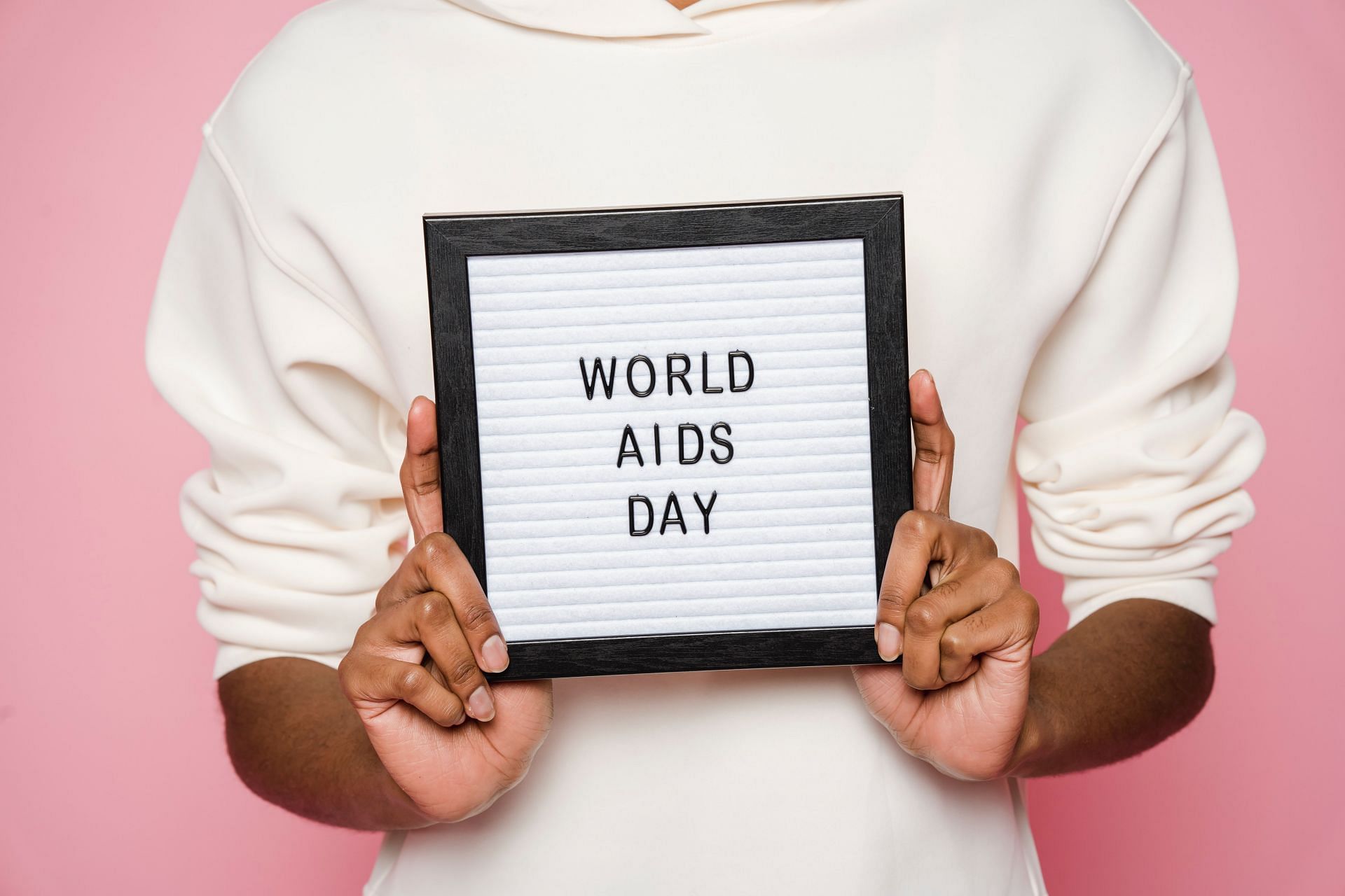 World AIDS Day is celebrated to bring awareness to people about the disease (Image via Pexels @Klaus Nielsen)