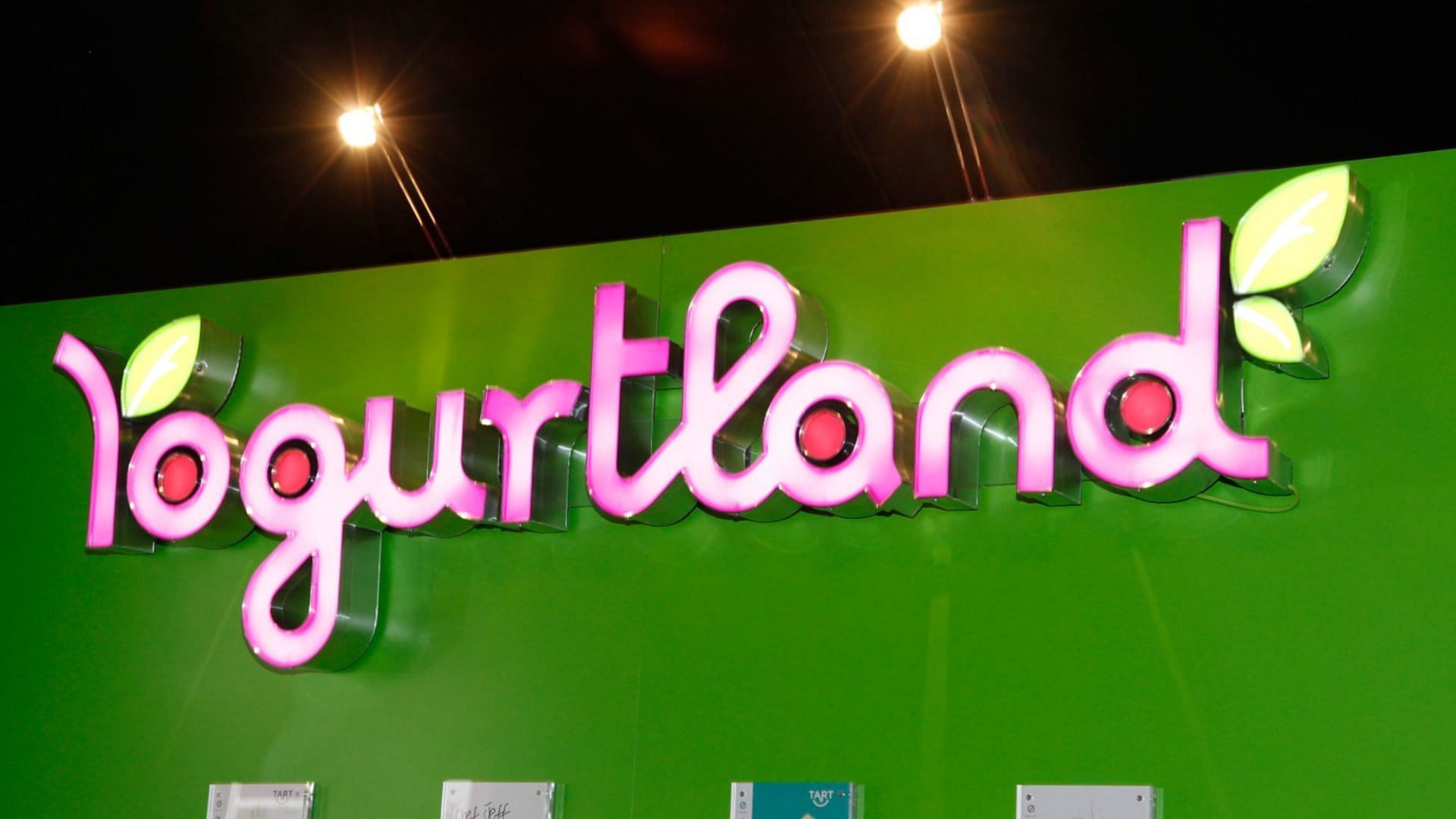 Yogurtland 2022 Holiday line-up: Flavors, prices, deals, and other