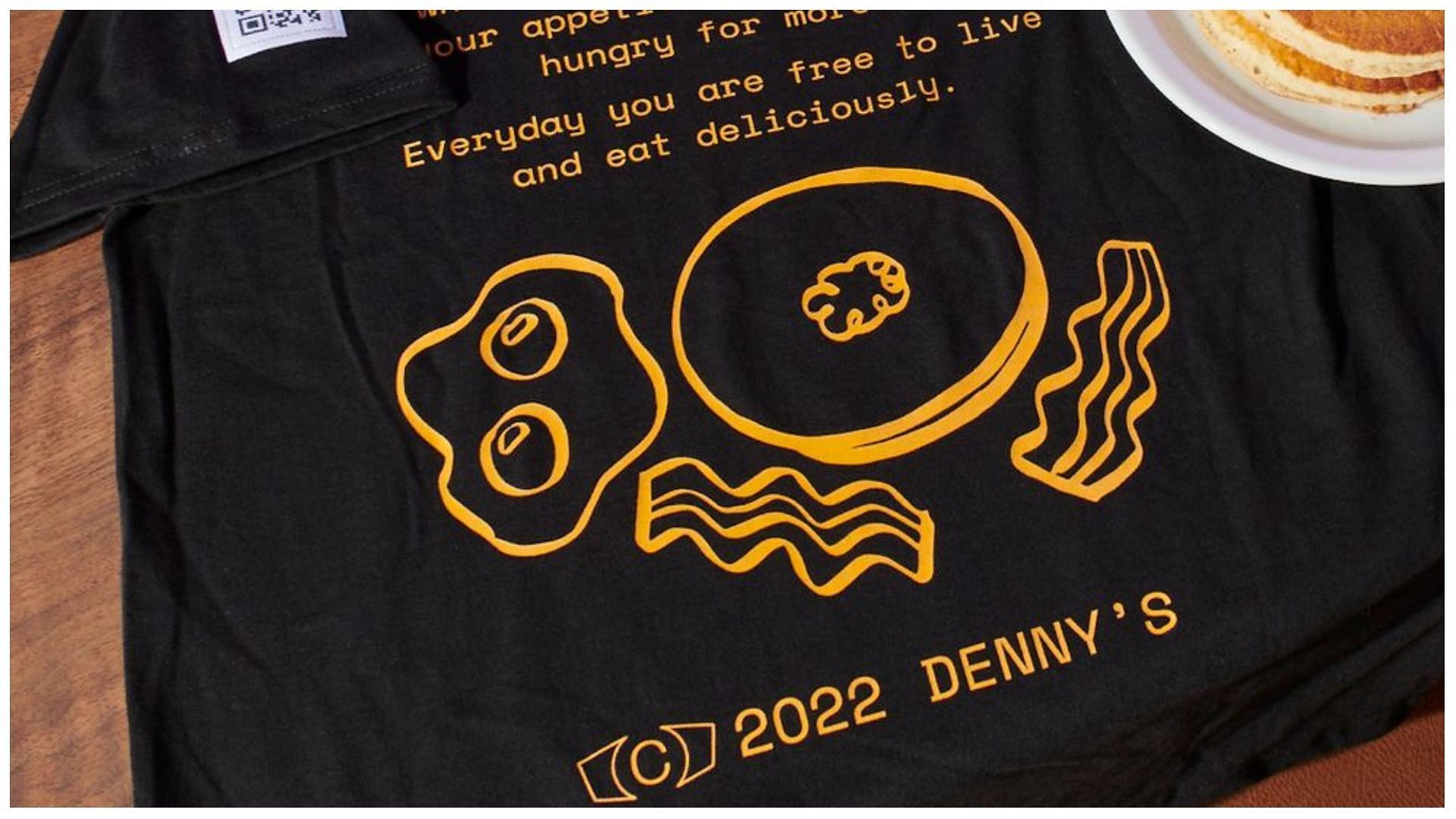Black Friday exclusive Everyday Value Tee (Image via Denny&rsquo;s)