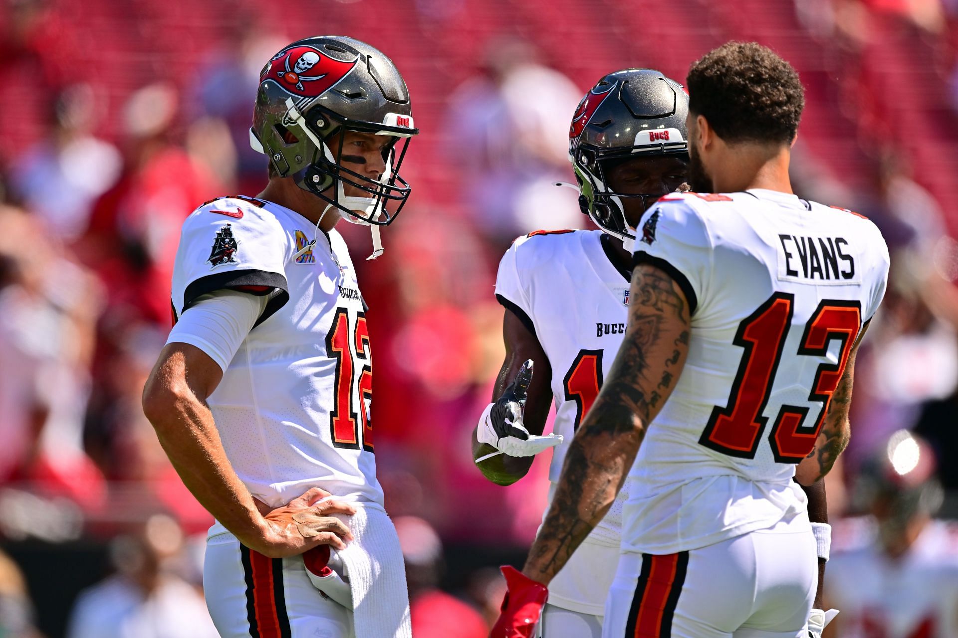 Growing up I didn't like Tom Brady” – Mike Evans reveals the
