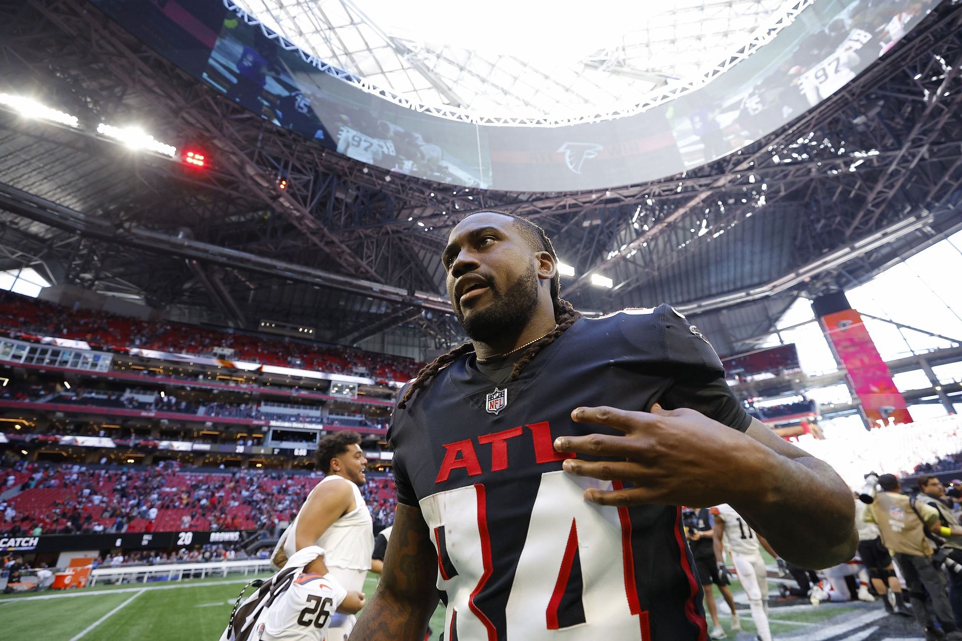 WATCH: Atlanta Falcons RB Cordarrelle Patterson Scores First TD of