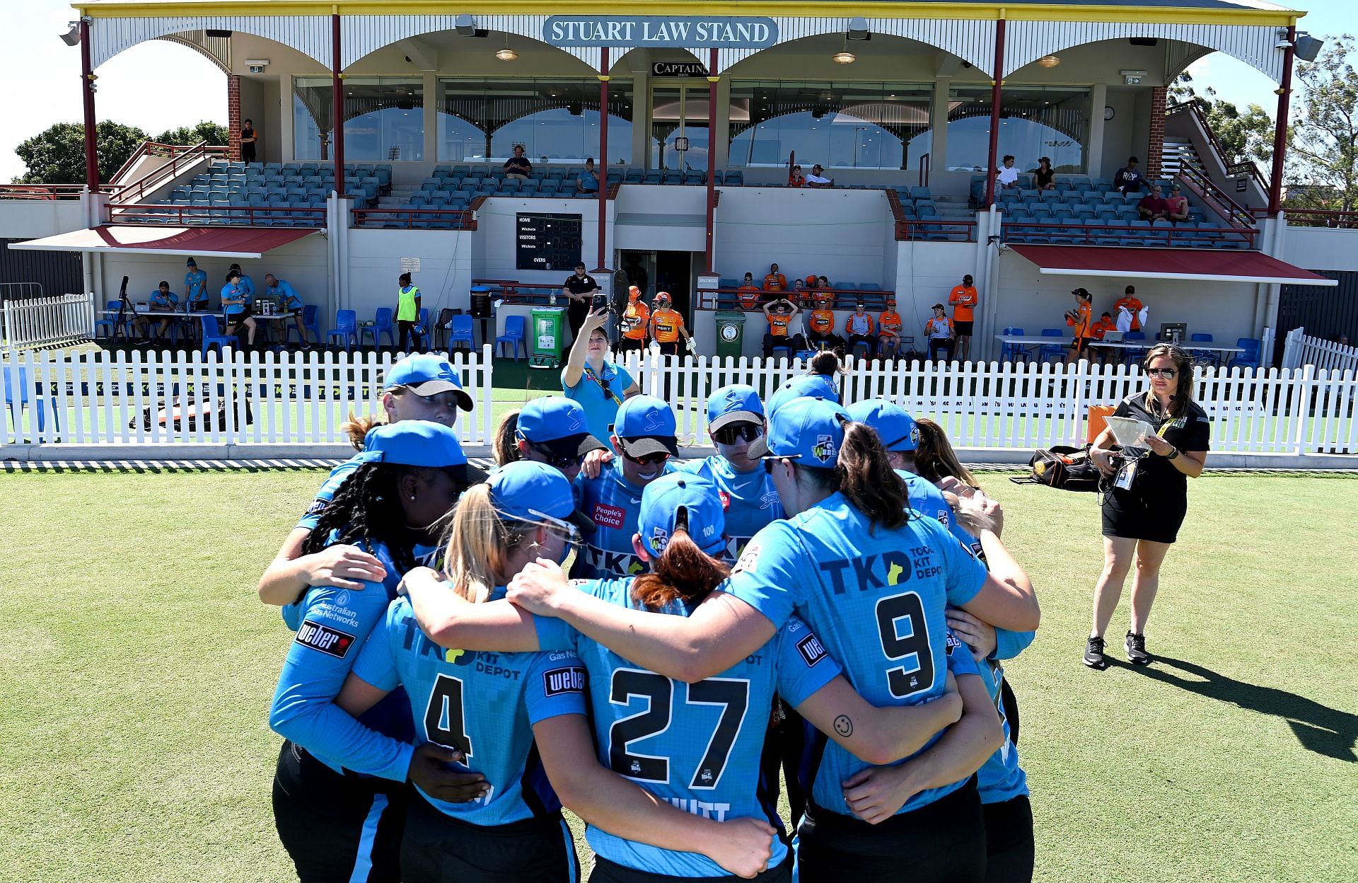 WBBL - Adelaide Strikers v Perth Scorchers