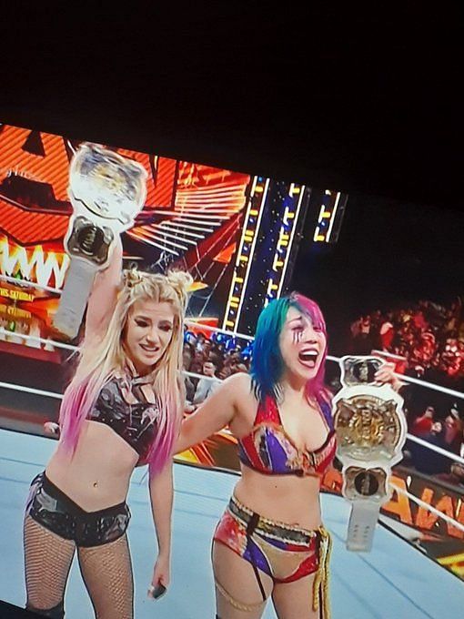 Wrestling World Reacts To Alexa Bliss And Asuka Becoming New Wwe Women