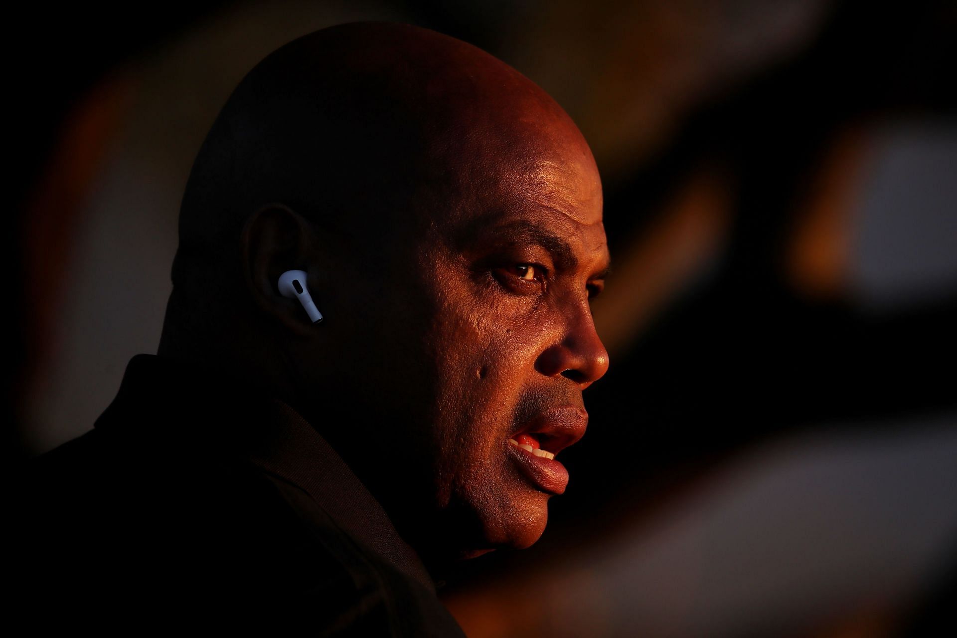 Decades later, Charles Barkley is still ticked off at Scott Hastings for taking a shot at him.