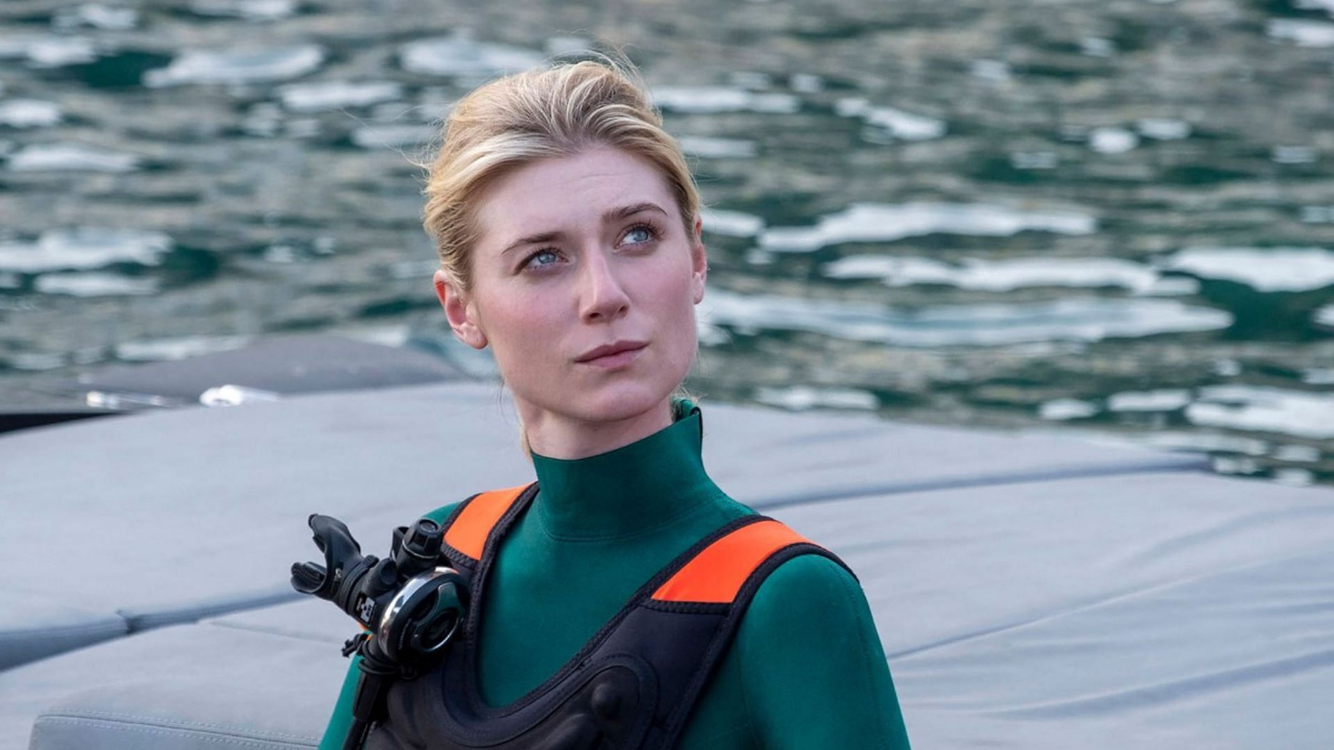 Debicki in Tenet (Image via Warner Bros. Pictures)