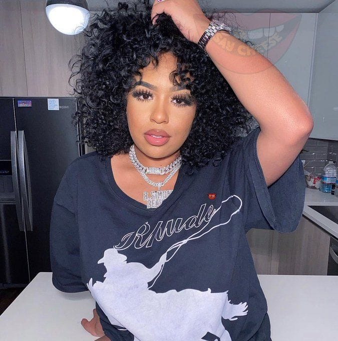 Who is B Simone? Hilarious shower memes take over Twitter in wake of