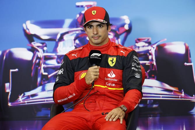 Carlos Sainz: I am not proud, because I am not ahead of Charles Leclerc