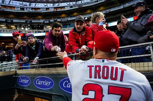 Los Angeles Angels v Minnesota Twins