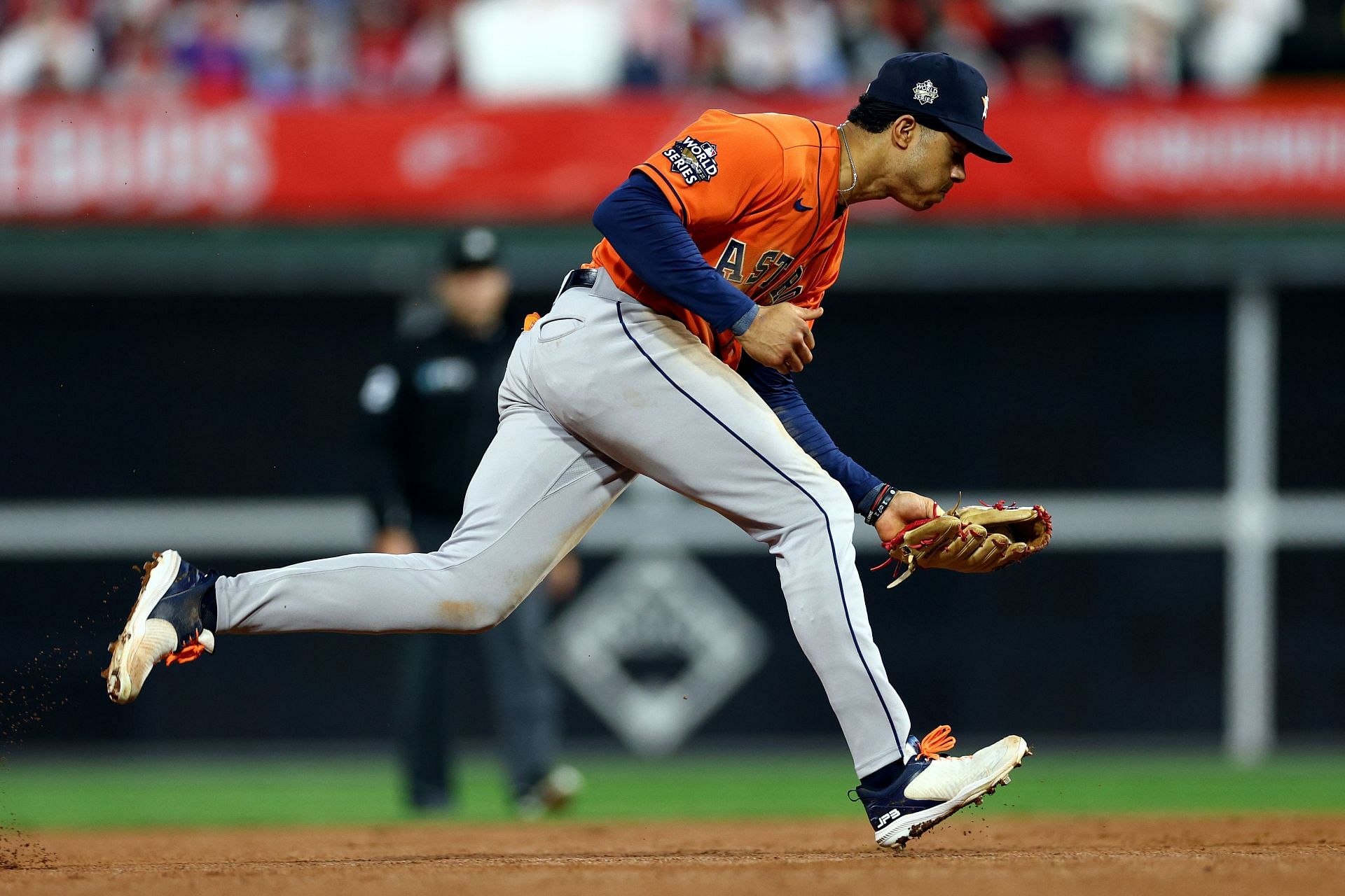 Rookie Jeremy Peña emerges as Astros' heartbeat in MLB playoffs