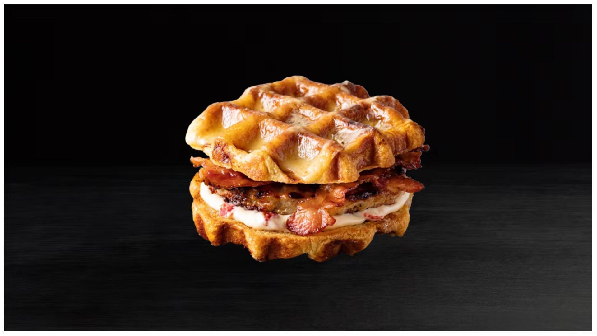 Waffle Chicken Sandwich (Promotional Image via Pete&#039;s)