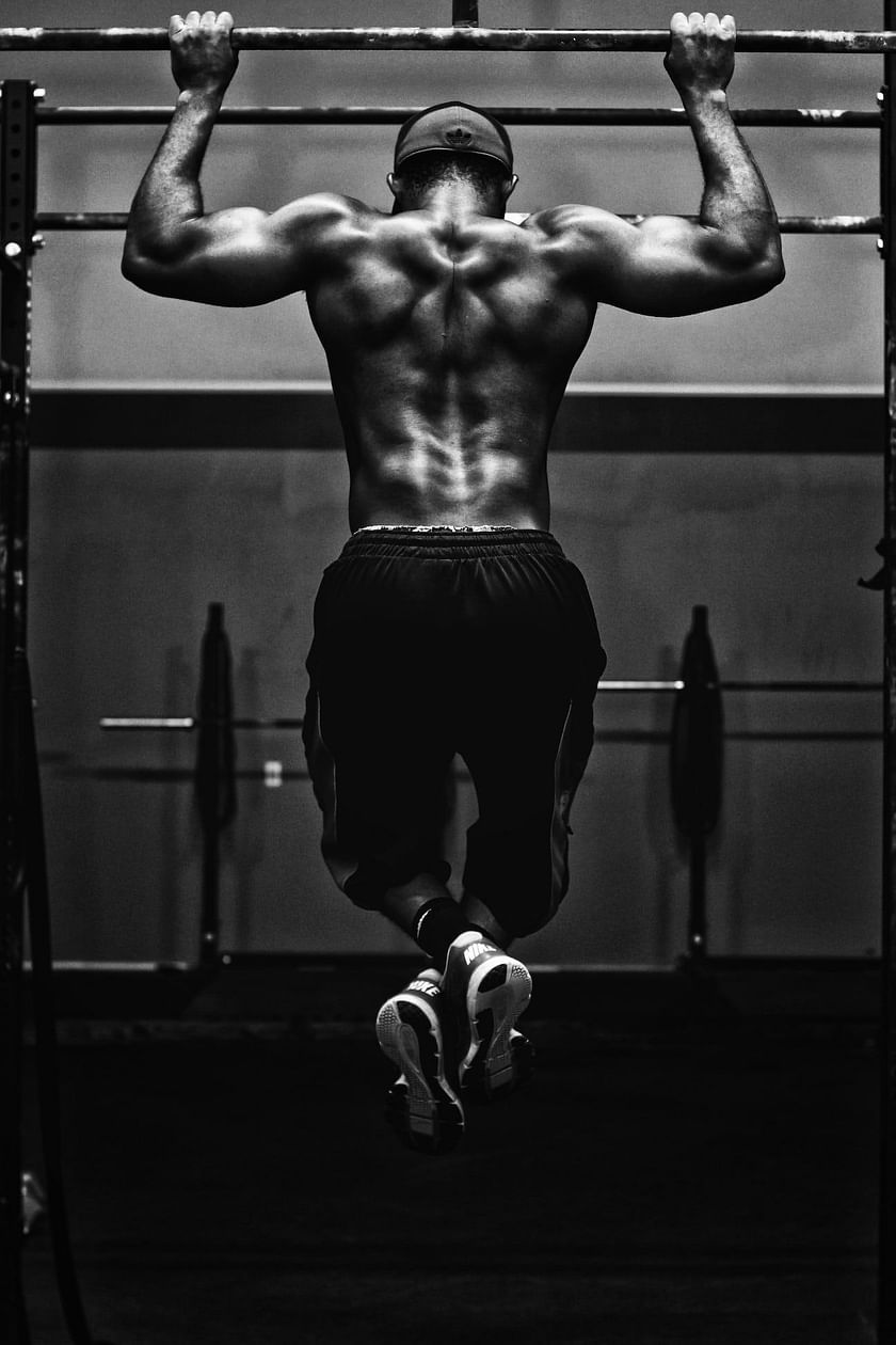 6 Best Upper Back Exercises To Include in Your Workout Routine