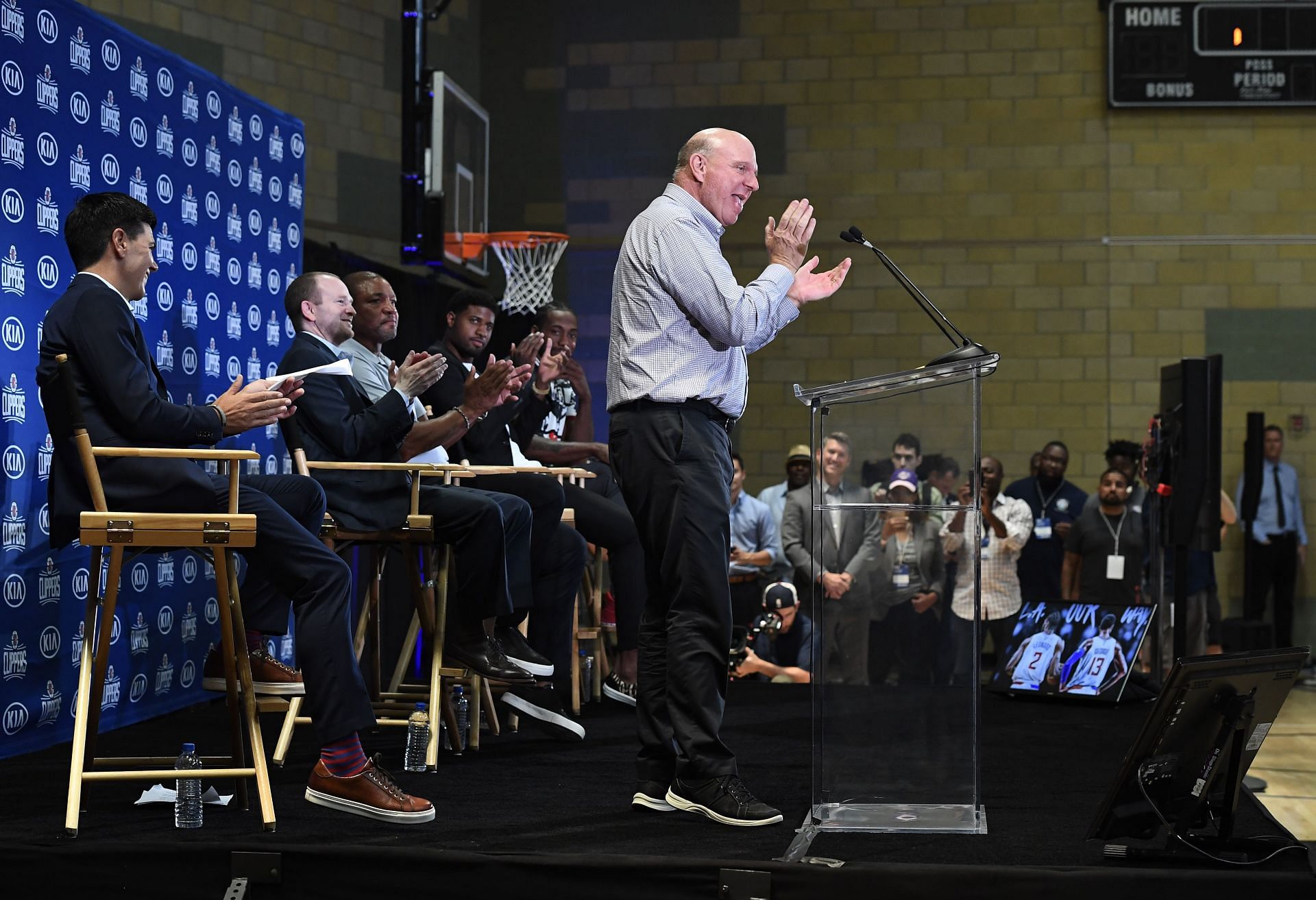 Los Angeles Clippers arena costs $2 billion, set to open in 2024 : r/nba