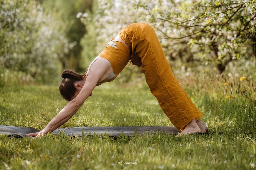 5 Yoga Poses To Keep You Energized In Changing Weather