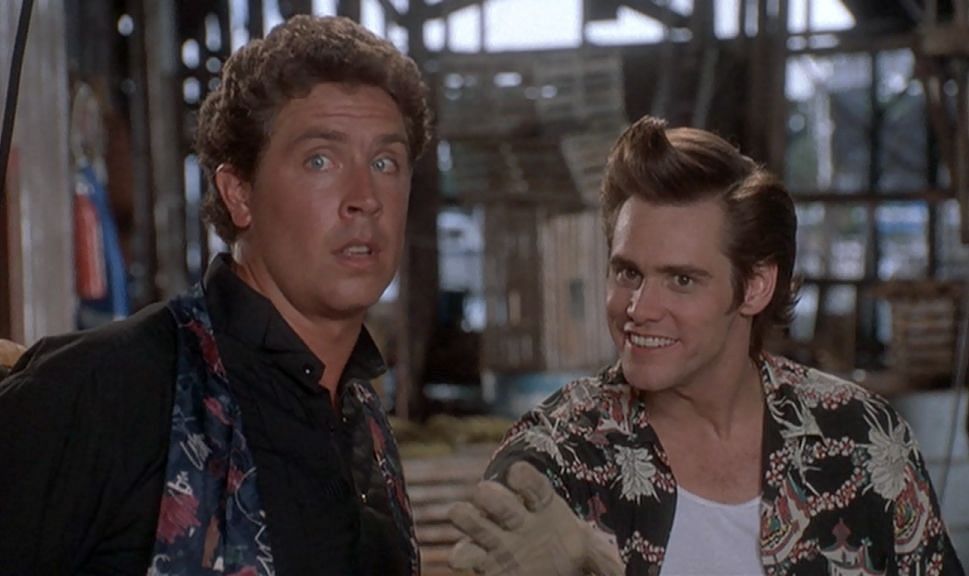 Dan Marino in Ace Ventura: Pet Detective (Image via IMDb)