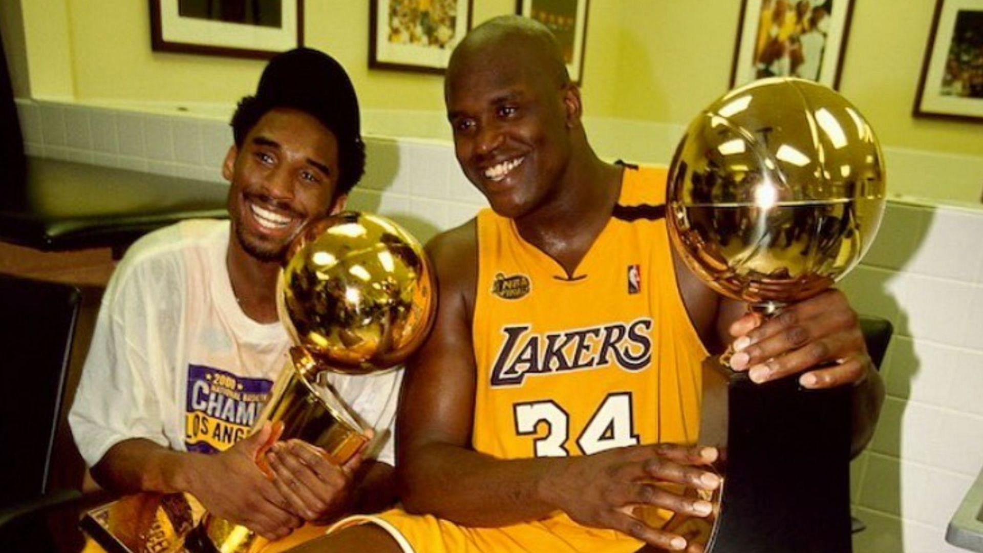 Kobe Bryant and Shaquille O&#039;Neal winning an NBA Title