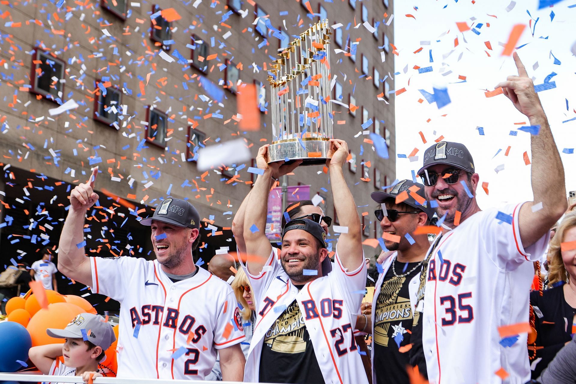 Astros parade: World Series MVP Jeremy Peña marriage proposals