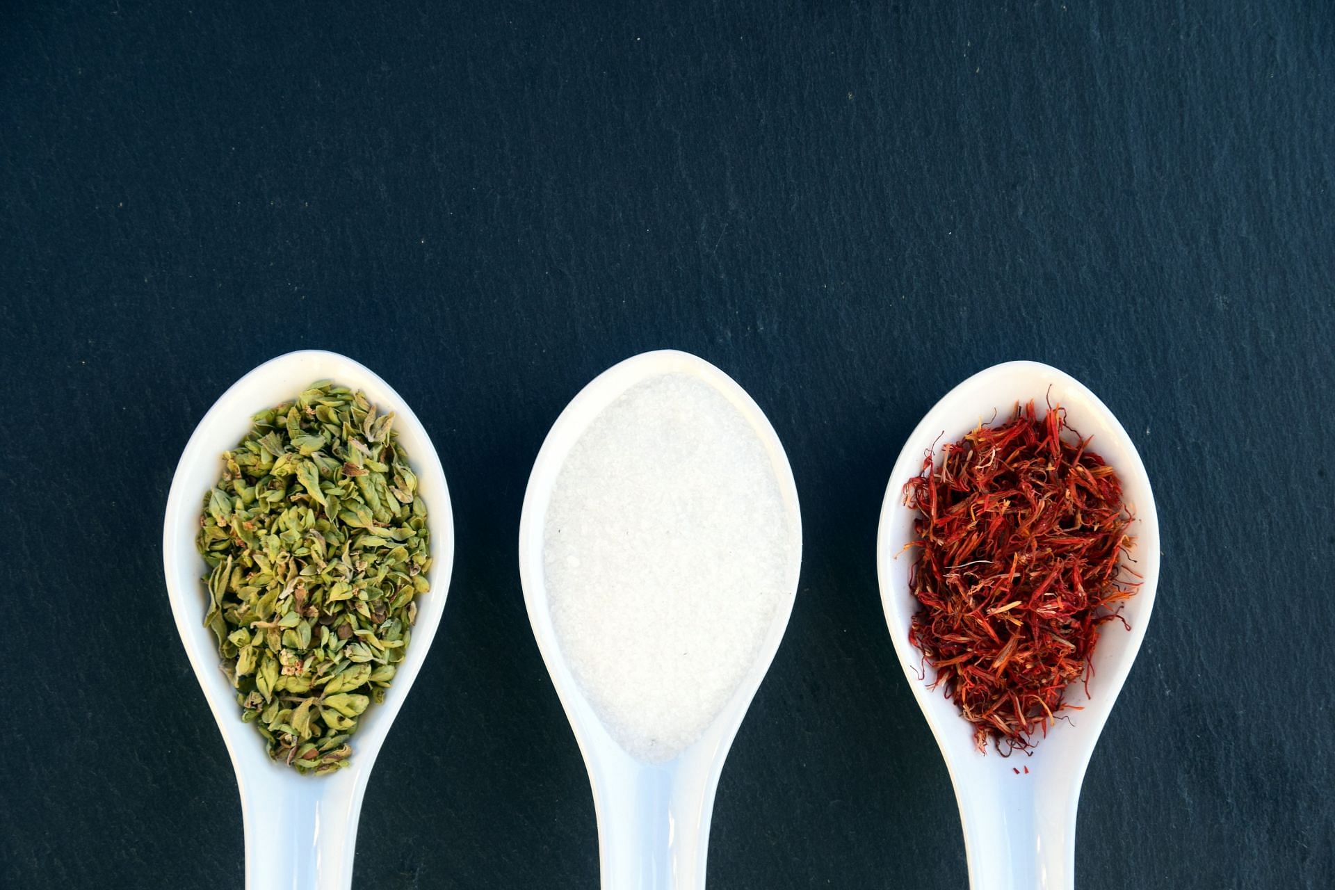 Herbs add spice to our food and brain health.  (Image via Pexels/Pixabay)