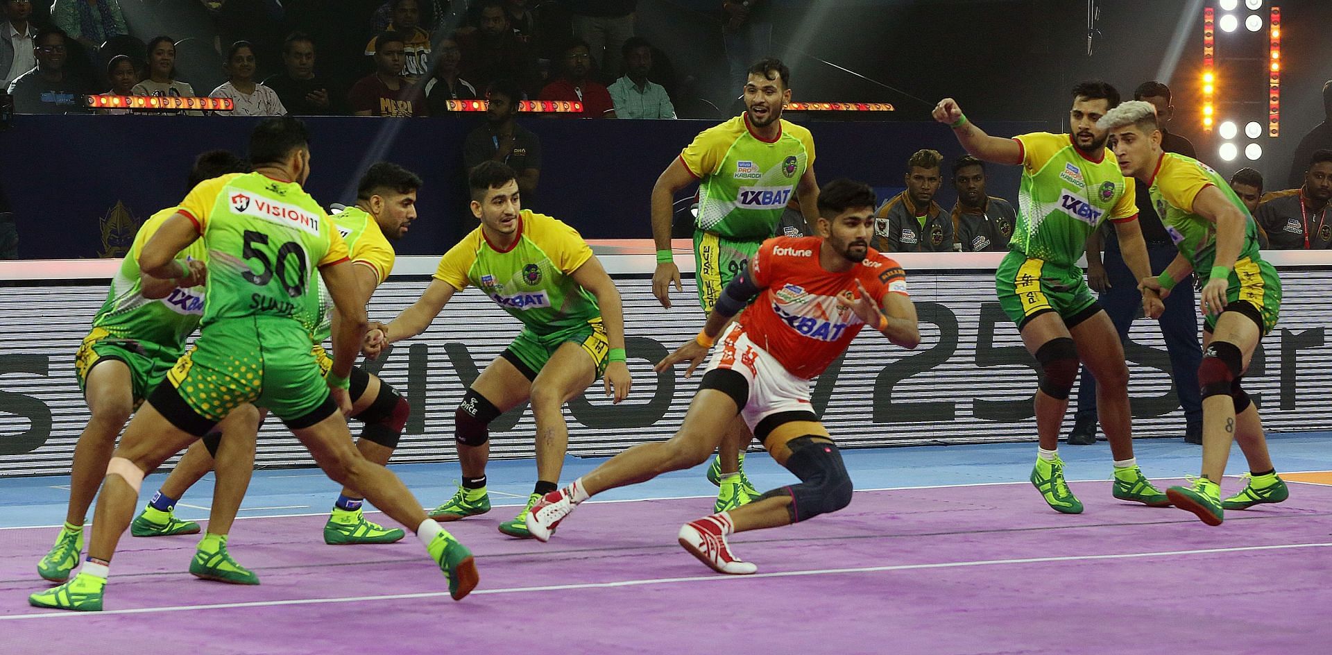 PKL 2022 - पटना पाइरेट्स ने टूर्नामेंट में जबरदस्त वापसी की (Photo - Pro Kabaddi League)