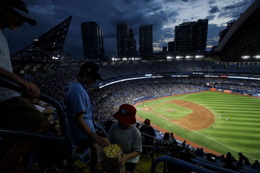 Ranking the top 10 MLB stadiums by seating capacity
