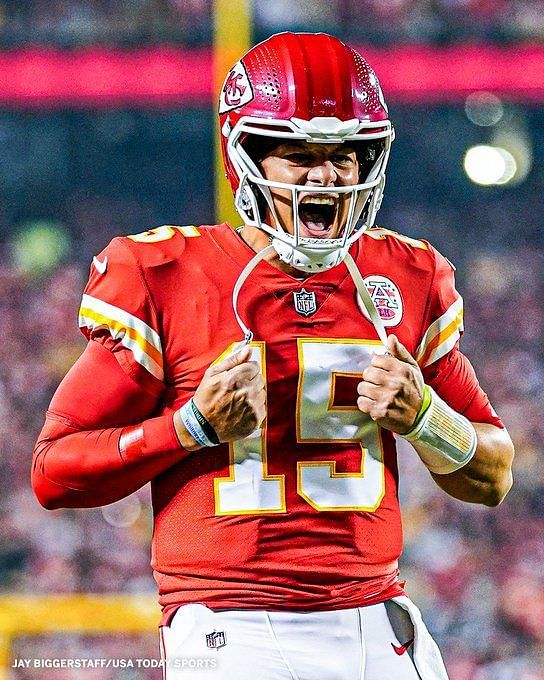 Mahomes helps Chiefs rally past Titans 20-17 in overtime