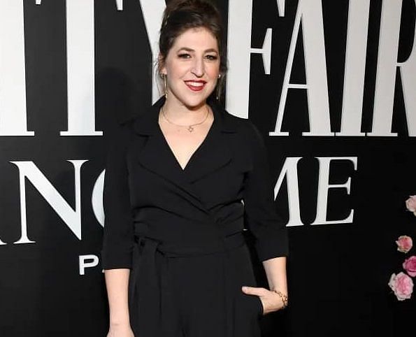 How much is Mayim Bialik’s net worth as of 2022?