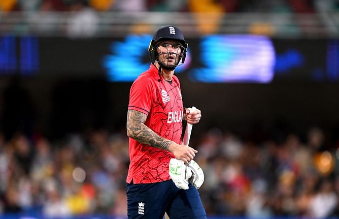 T20 World Cup 2022: "They both have to be wary of the inswinger" - Nasser Hussain warns England openers of India's new-ball bowlers