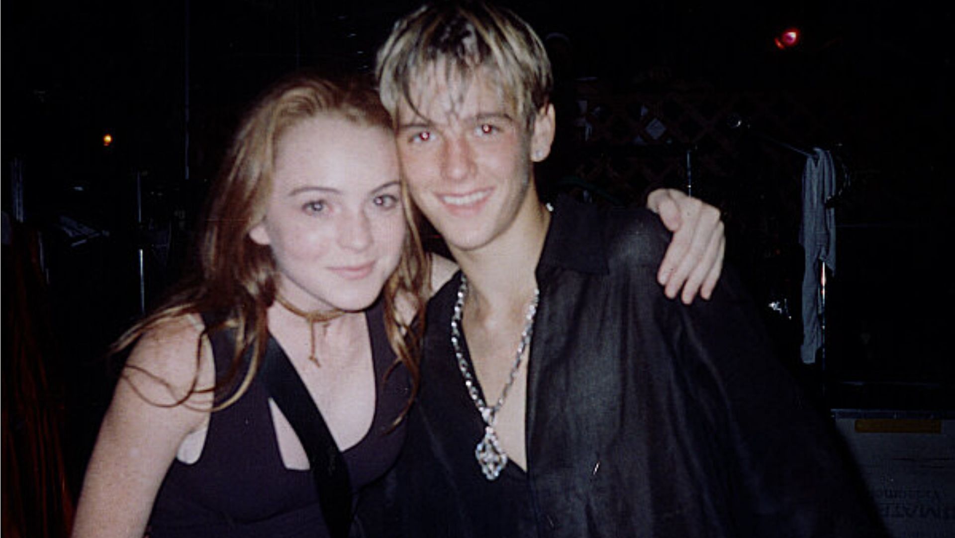 Aaron Carter and Lindsay Lohan dated in the early 2000s. (Image via @lavitalohan/Twitter)