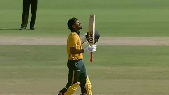 "Ruturaj is far better than KL Rahul" - Twitteratis react to Ruturaj Gaikwad slamming seven sixes in an over in Vijay Hazare Trophy 2022
