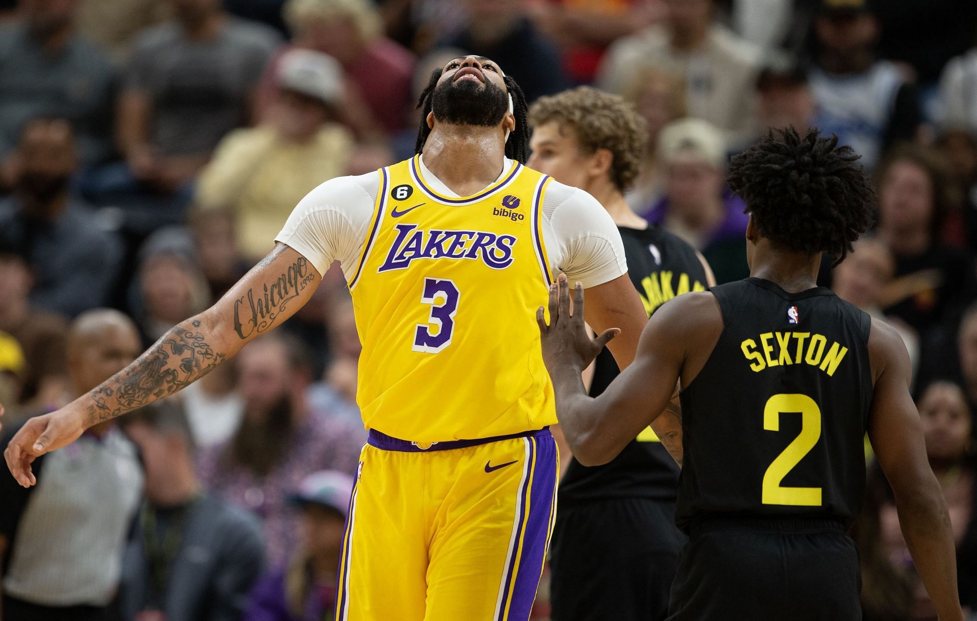 Anthony Davis of the LA Lakers reacts during his team&#039;s loss against the Utah Jazz on Monday