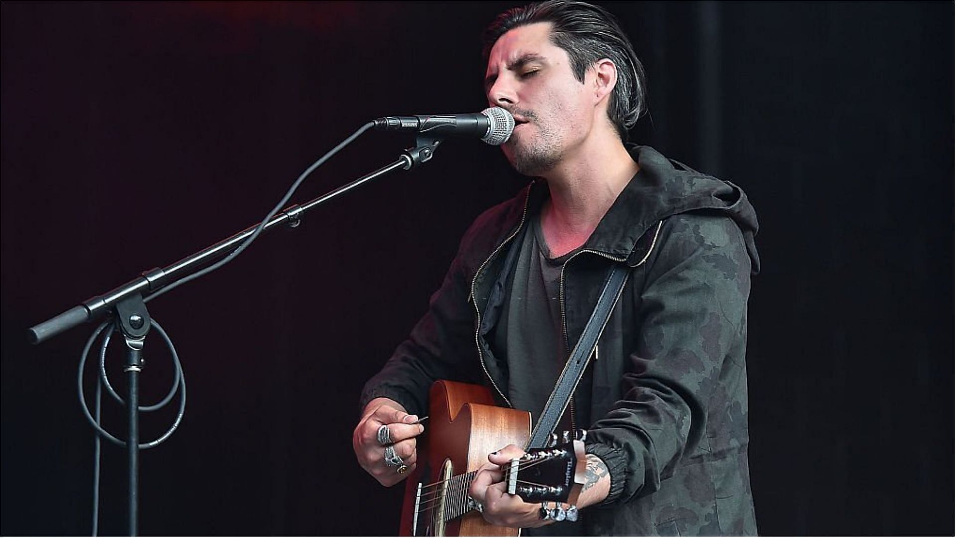 Ryan Karazija performs at Chastain Park Amphitheater (Image via Paras Griffin/Getty Images)