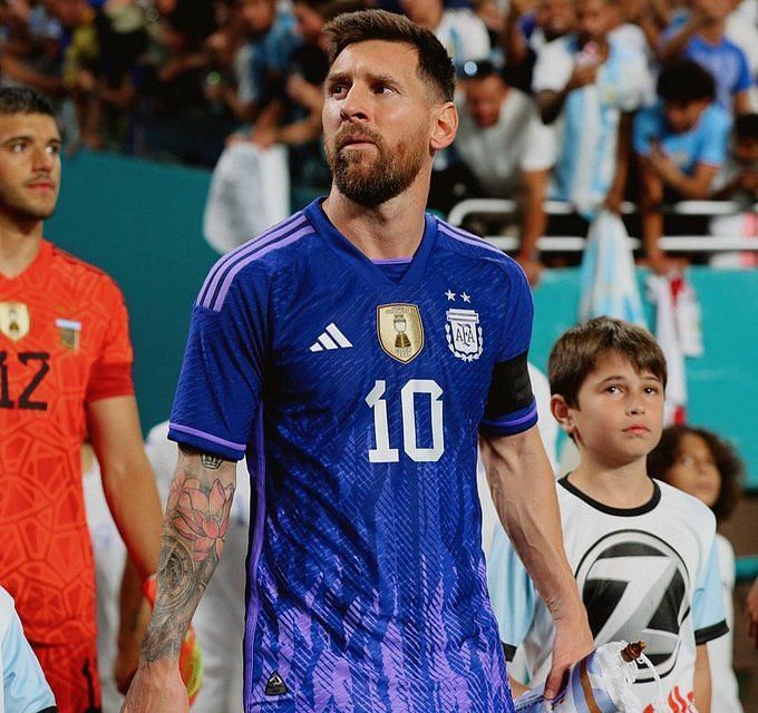 Canelo slams Messi over Mexico team World Cup jersey