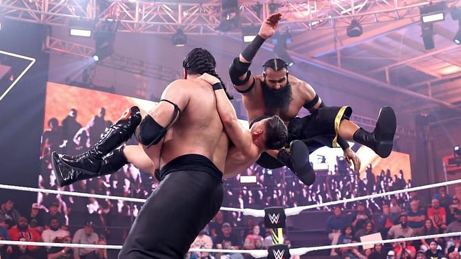 WWE में Veer Mahaan ने भारतीय Superstar के साथ मिलकर अपने दुश्मनों को साढ़े तीन मिनट में किया धराशाई, 888 दिनों बाद लड़ा पहला मैच